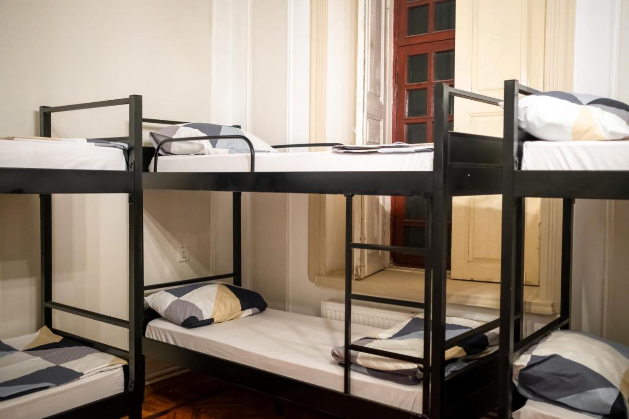 Flora Music & Art Hostel Баку Екстер'єр фото